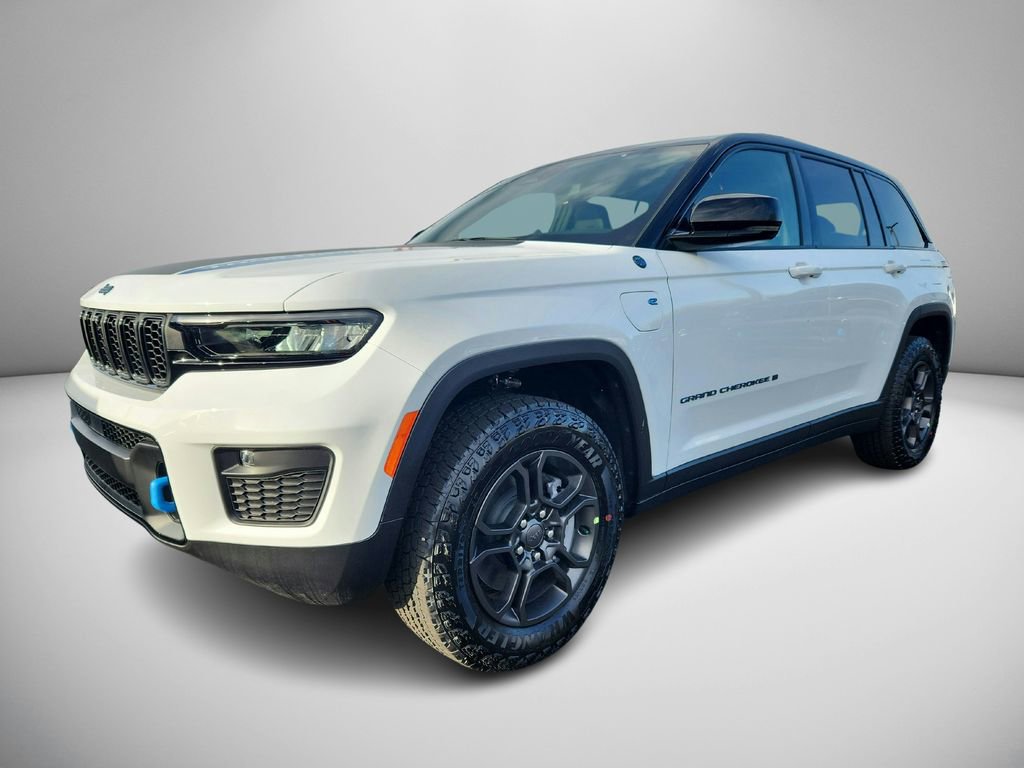 New 2024 Jeep Grand Cherokee Trailhawk AWD/4WD image 6