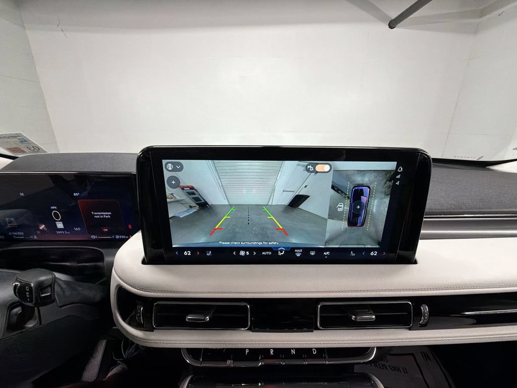 Used 2026 Lincoln Aviator 2WD image 15
