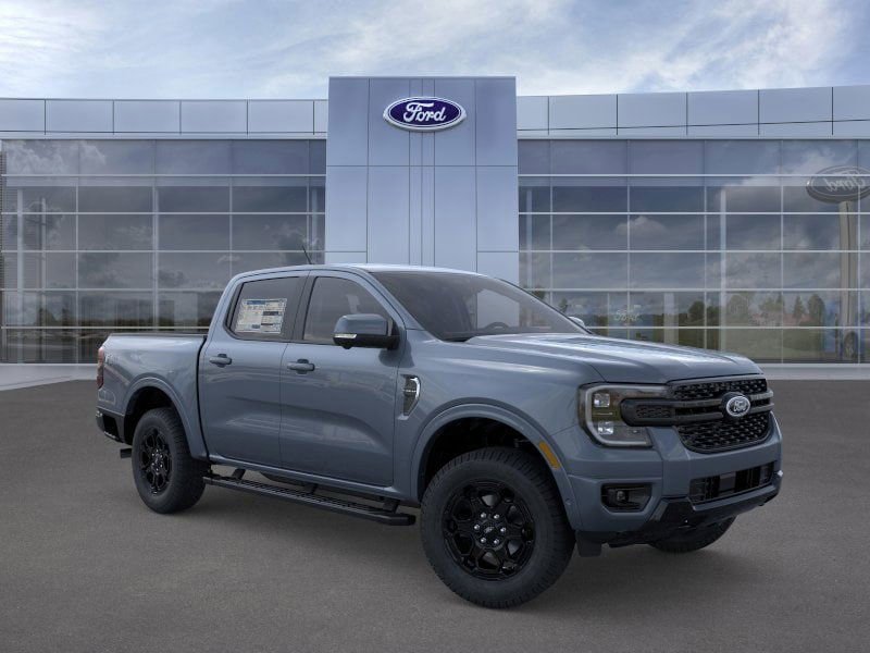 New 2025 Ford Ranger Lariat w/ FX4 Off-Road Package image 36
