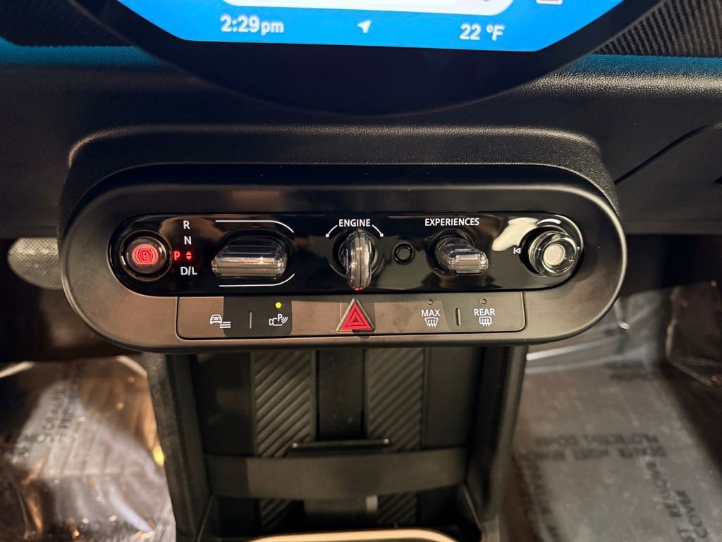 Certified 2025 MINI Cooper S image 18