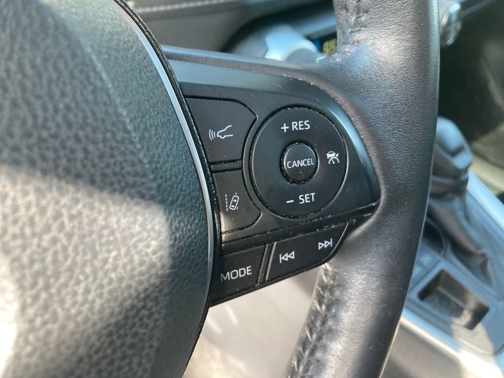 Used 2020 Toyota RAV4 XLE w/ Convenience Package AWD/4WD image 42