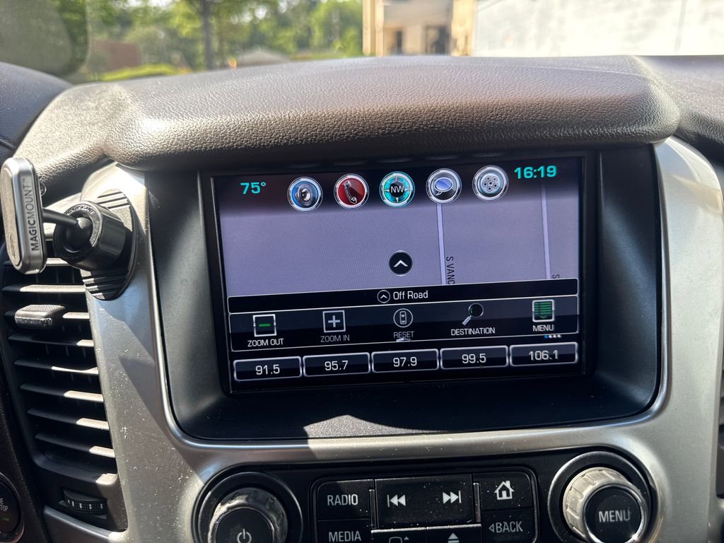 Used 2016 Chevrolet Suburban LTZ AWD/4WD image 28