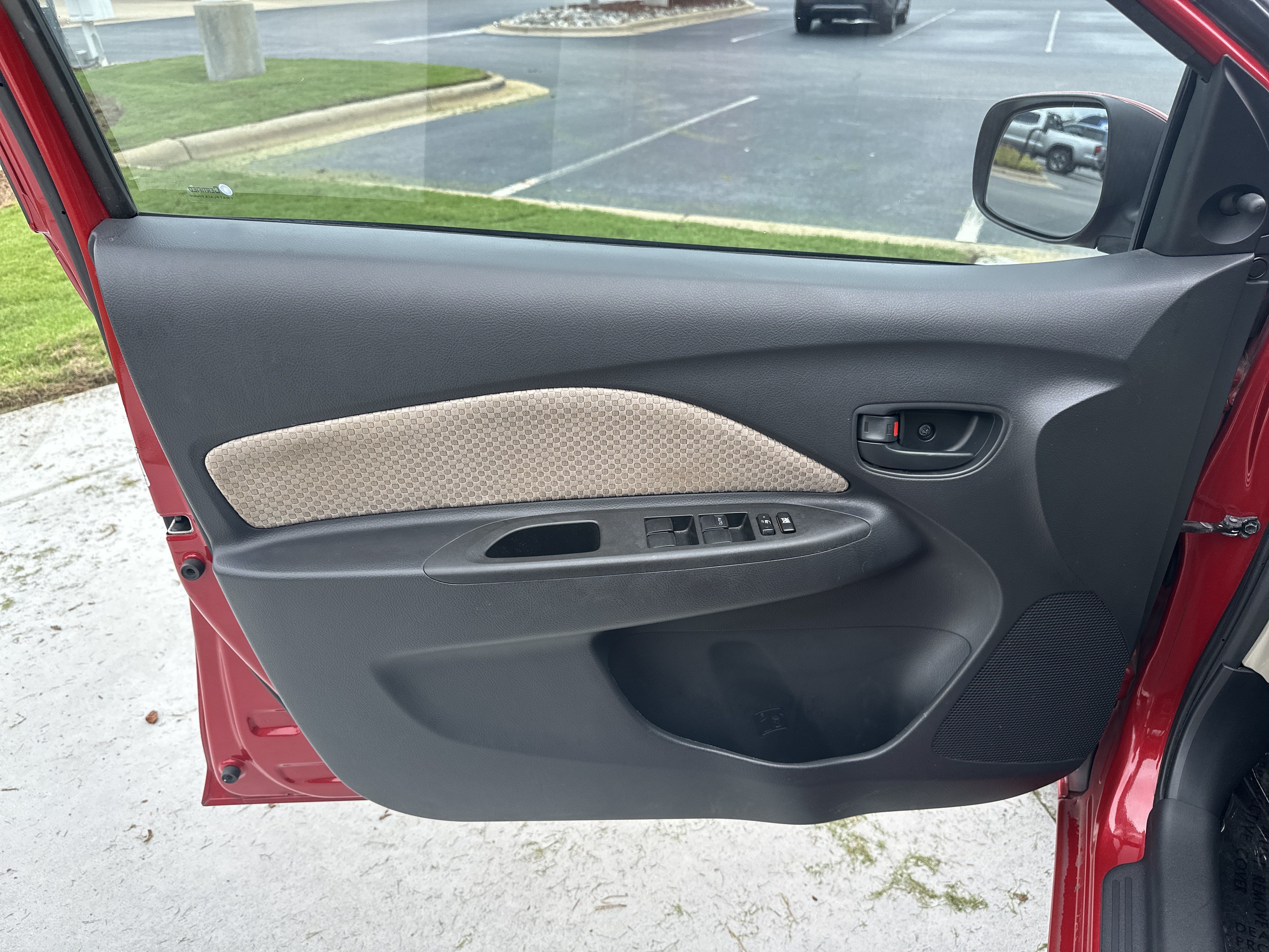 Used 2008 Toyota Yaris Sedan FWD image 14