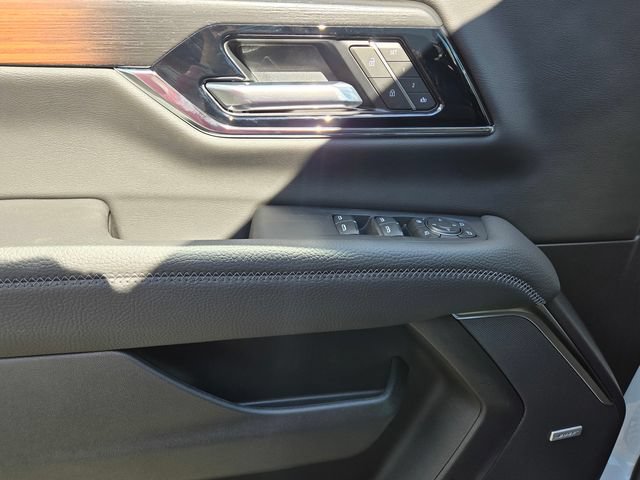 New 2026 GMC Yukon Denali AWD/4WD image 11