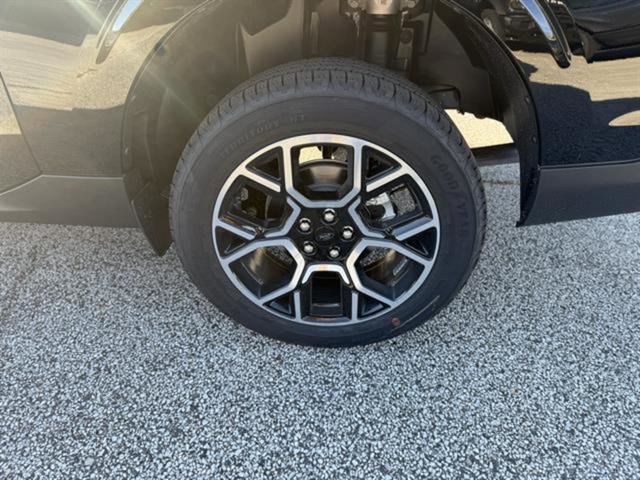 New 2025 Ford Maverick Lariat image 30