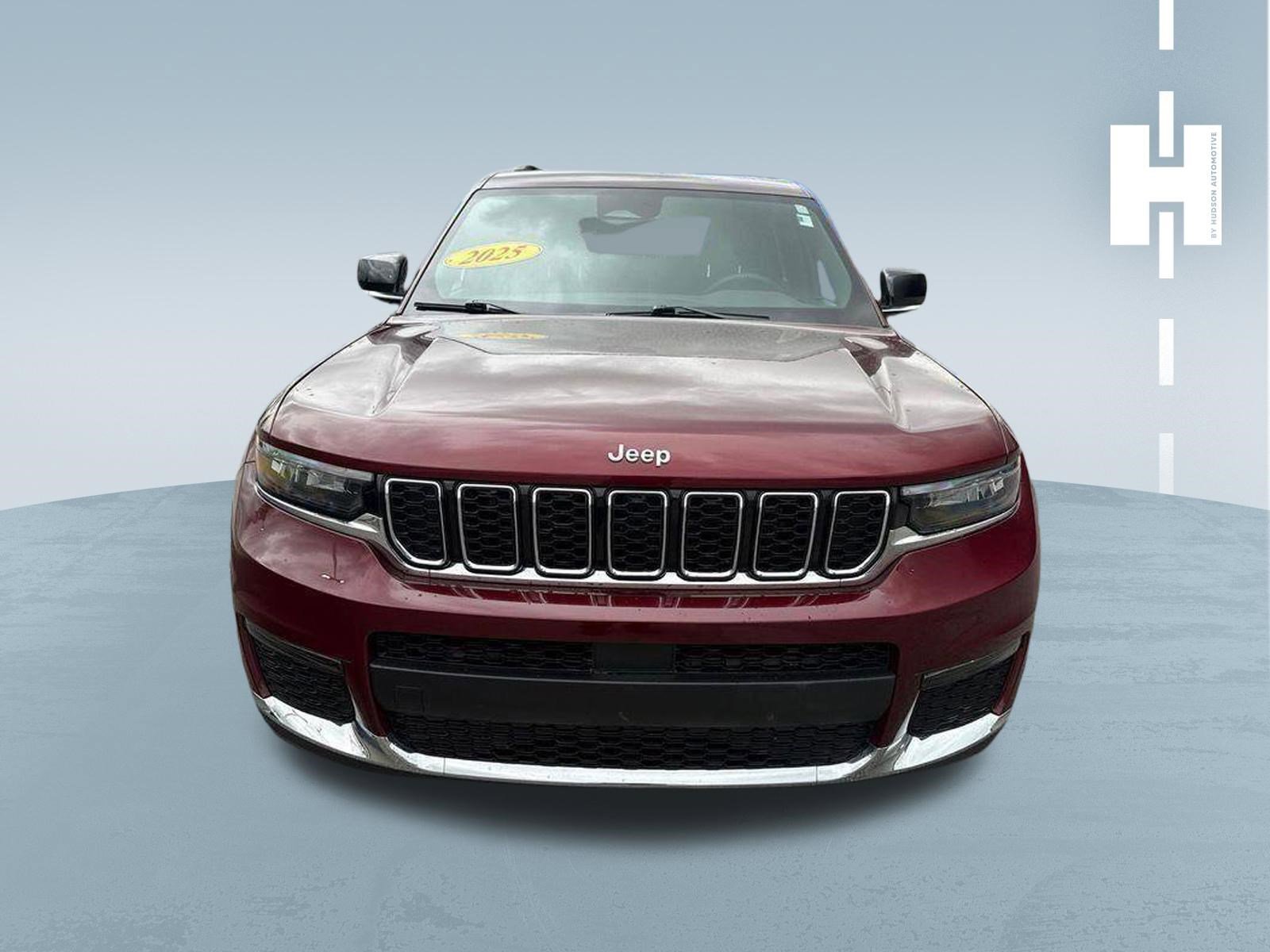 Used 2025 Jeep Grand Cherokee L Limited RWD image 2