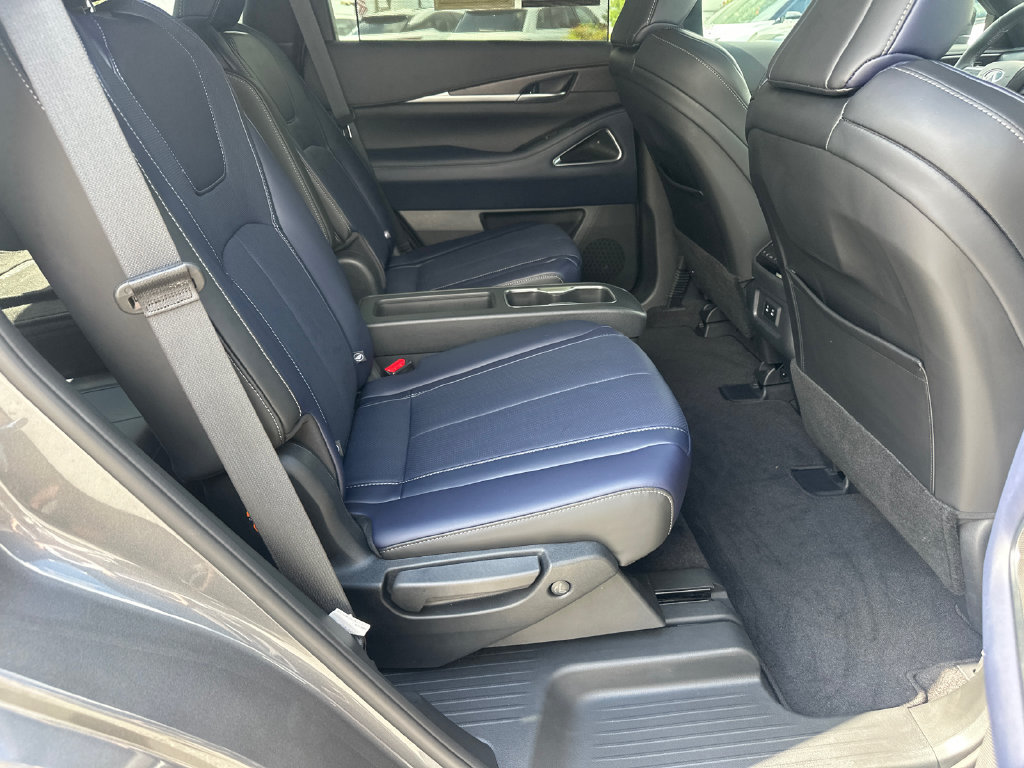 Certified 2026 INFINITI QX60 Sport w/ Dark Cargo Package AWD/4WD image 13