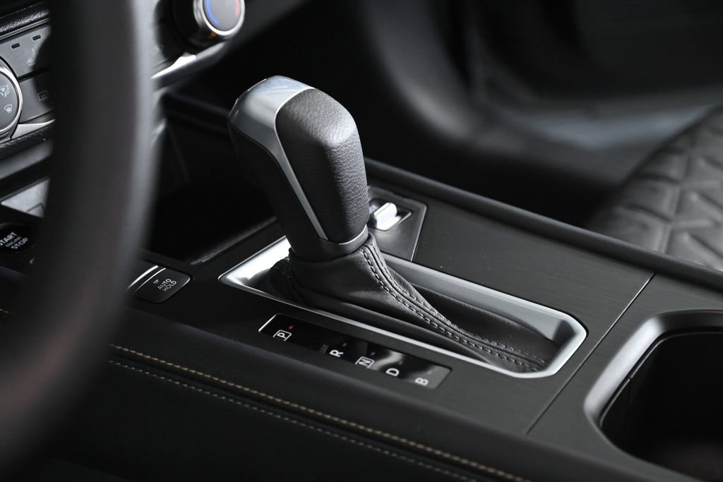 Used 2025 Nissan Kicks SV w/ SV Premium Package image 20