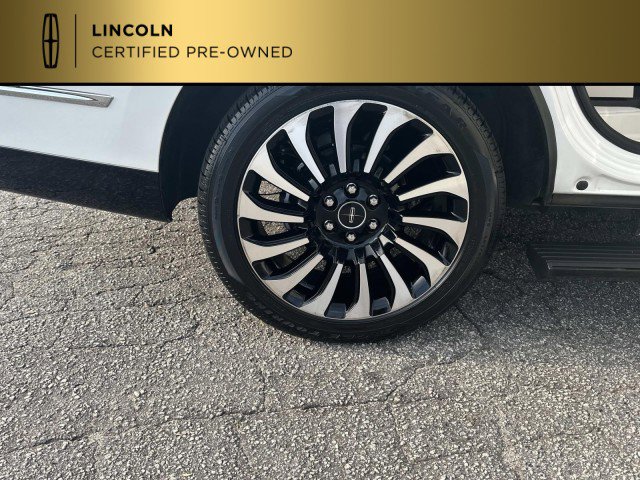 Certified 2022 Lincoln Navigator Black Label AWD/4WD image 37