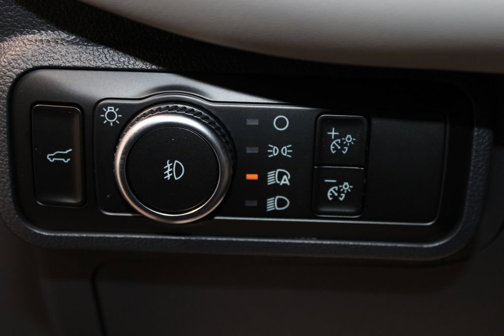 New 2026 Ford Explorer Active AWD/4WD image 38