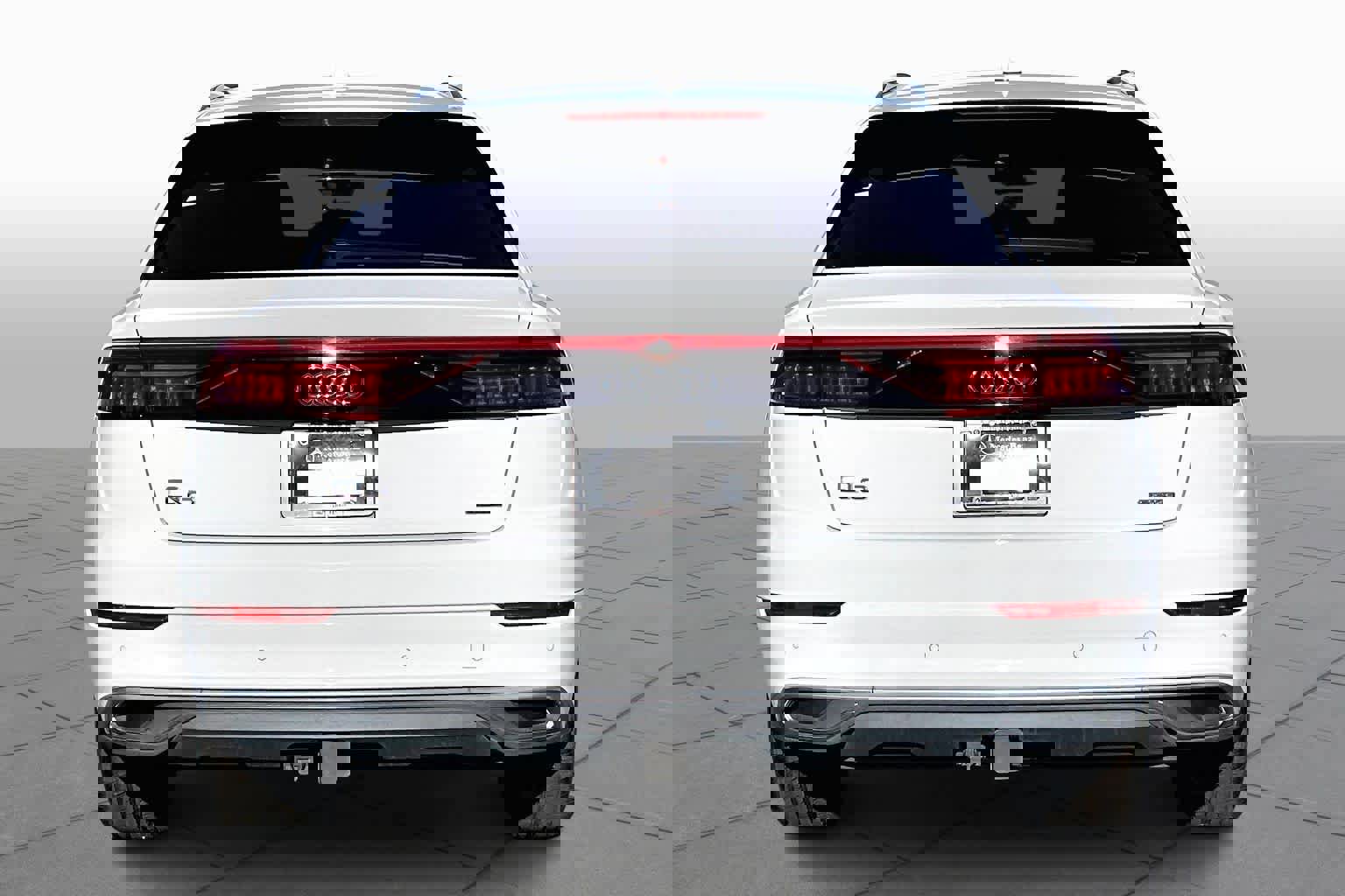 Used 2019 Audi Q8 Premium Plus image 4