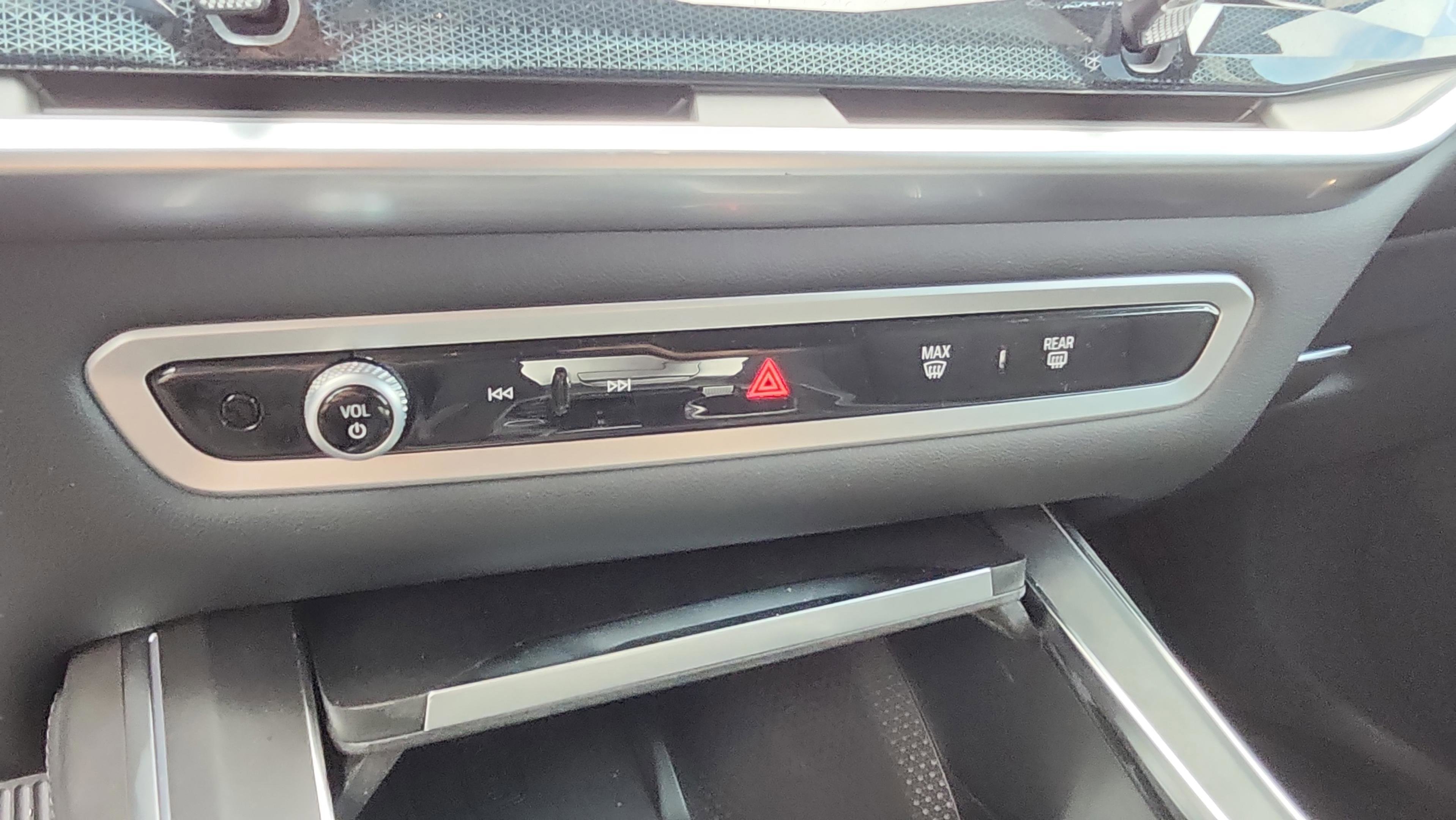 Certified 2026 BMW X7 xDrive40i image 27