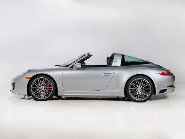 Certified 2017 Porsche 911 Targa 4S image 2