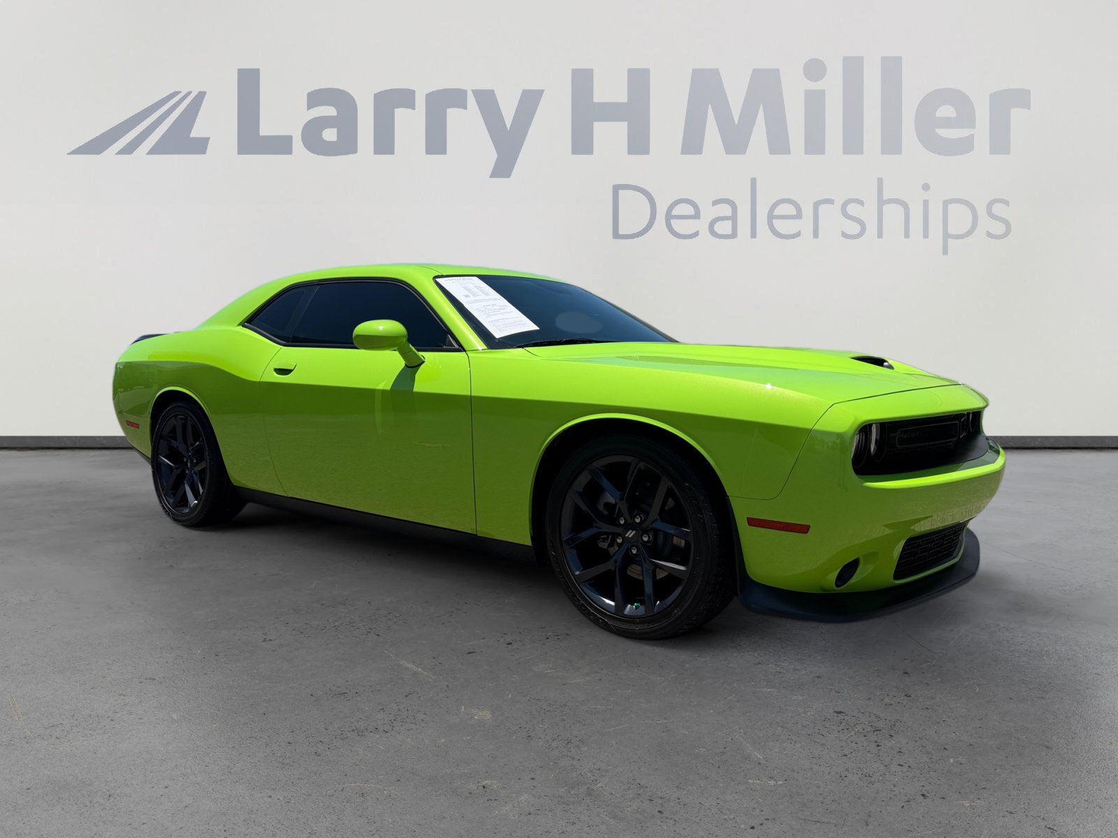 Used 2023 Dodge Challenger R/T w/ Blacktop Package RWD image 7