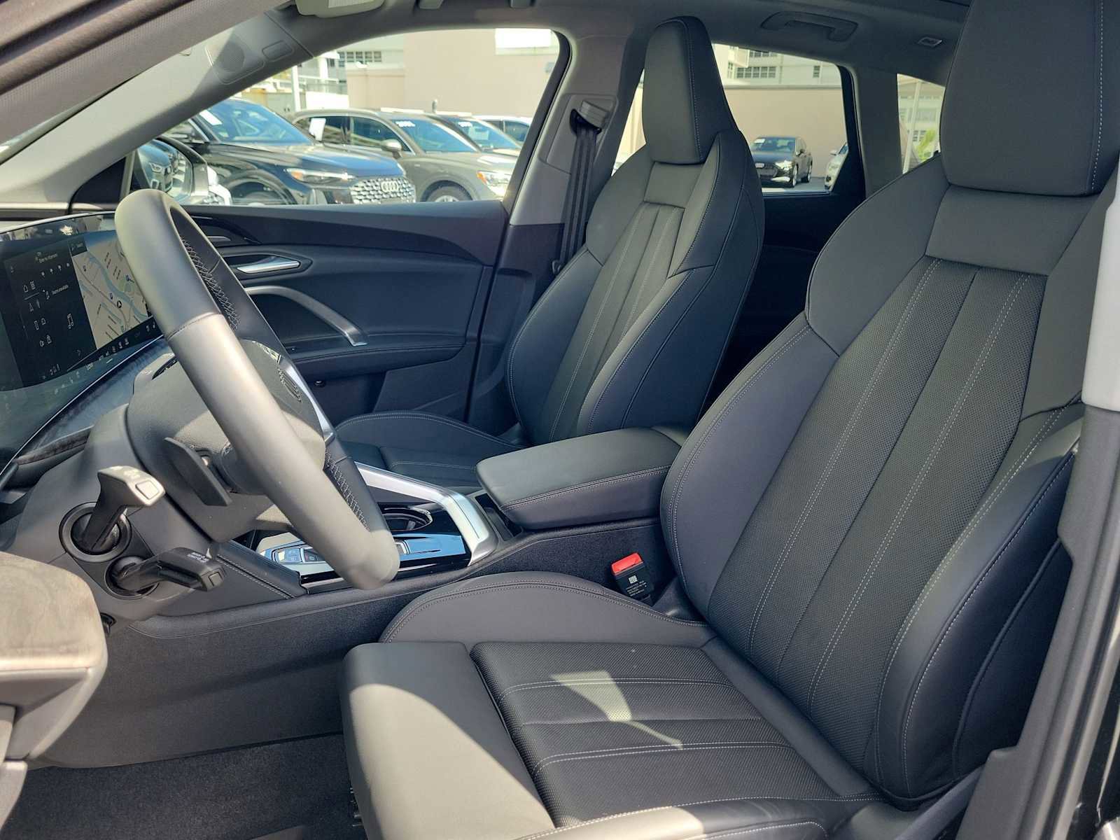 Certified 2025 Audi Q5 Premium Plus w/ Premium Plus AWD/4WD image 15