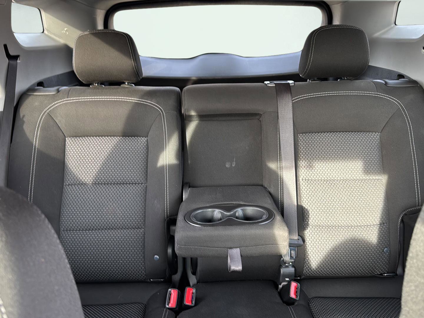 Used 2024 GMC Terrain SLE image 19