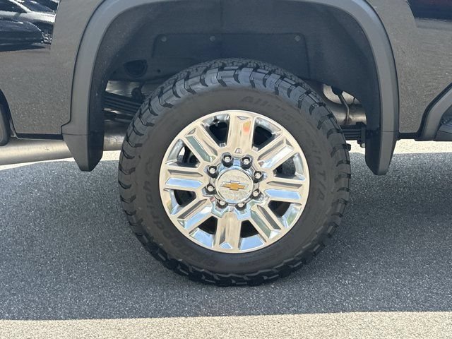 Used 2024 Chevrolet Silverado 2500 High Country w/ High Country Premium Package AWD/4WD image 20