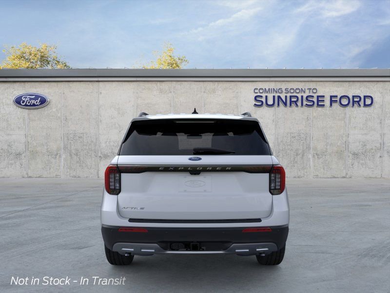 New 2026 Ford Explorer Active RWD image 5