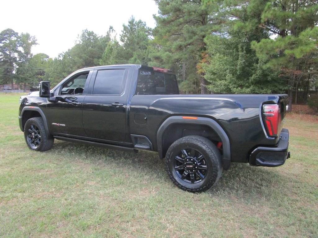 Used 2024 GMC Sierra 2500 AT4 w/ AT4 Premium Plus Package image 3