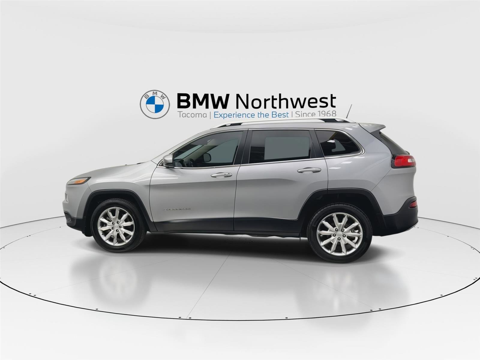 Used 2018 Jeep Cherokee Limited image 11