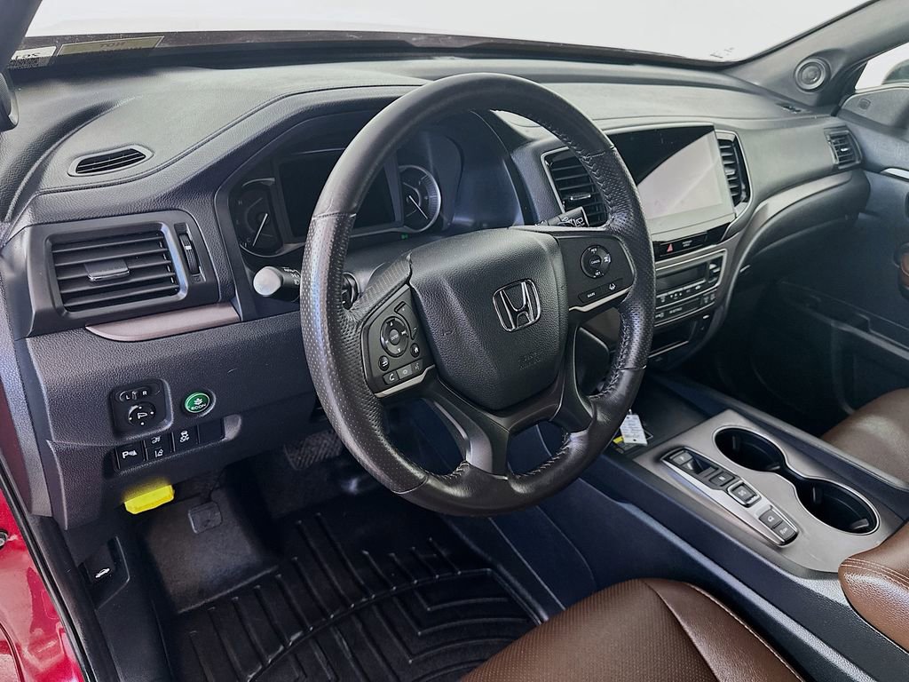 Used 2025 Honda Passport EX-L image 31