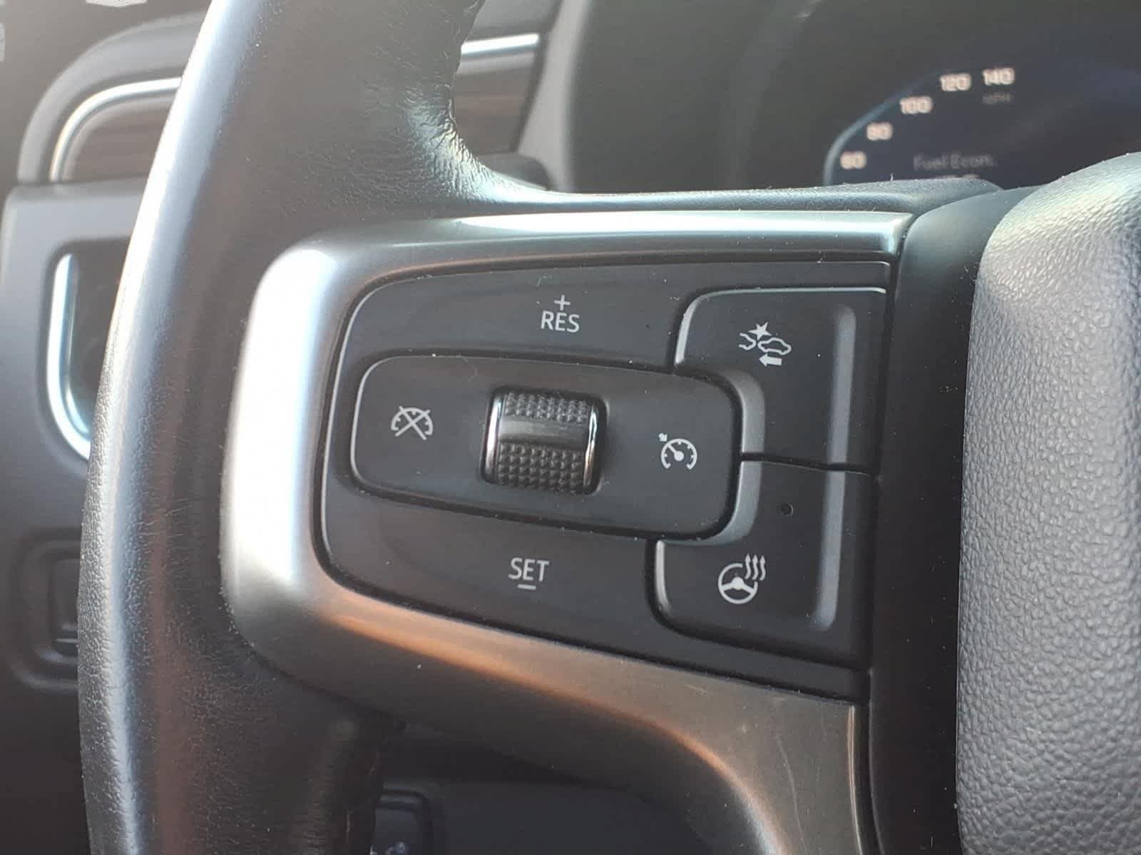 Used 2022 Chevrolet Tahoe Z71 w/ Luxury Package AWD/4WD image 21