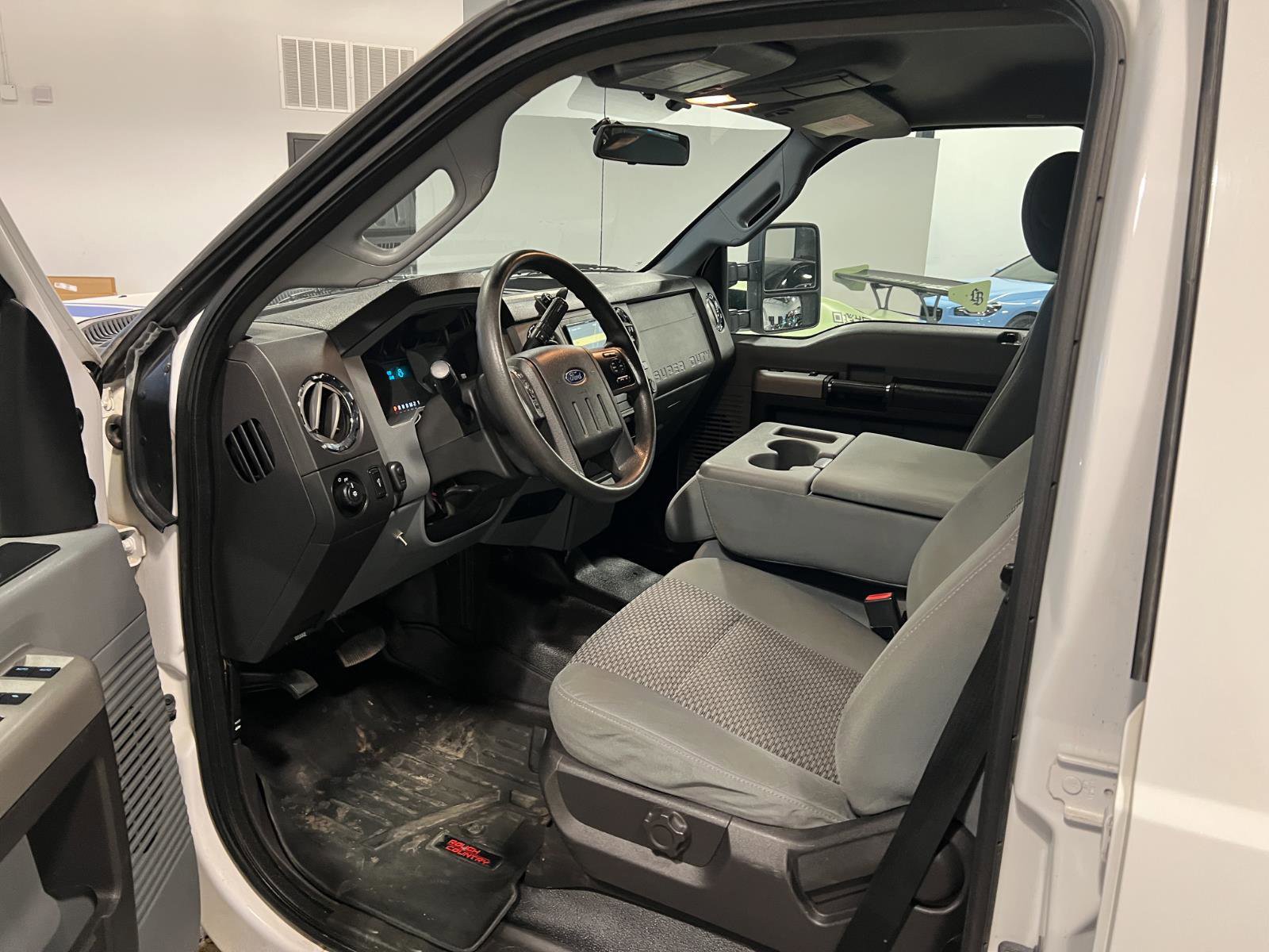 Used 2014 Ford F350 XLT w/ Advanced Security Group image 10