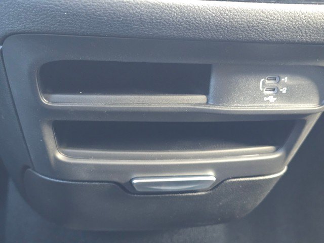New 2026 Chrysler Pacifica Select w/ S Appearance Package FWD image 39