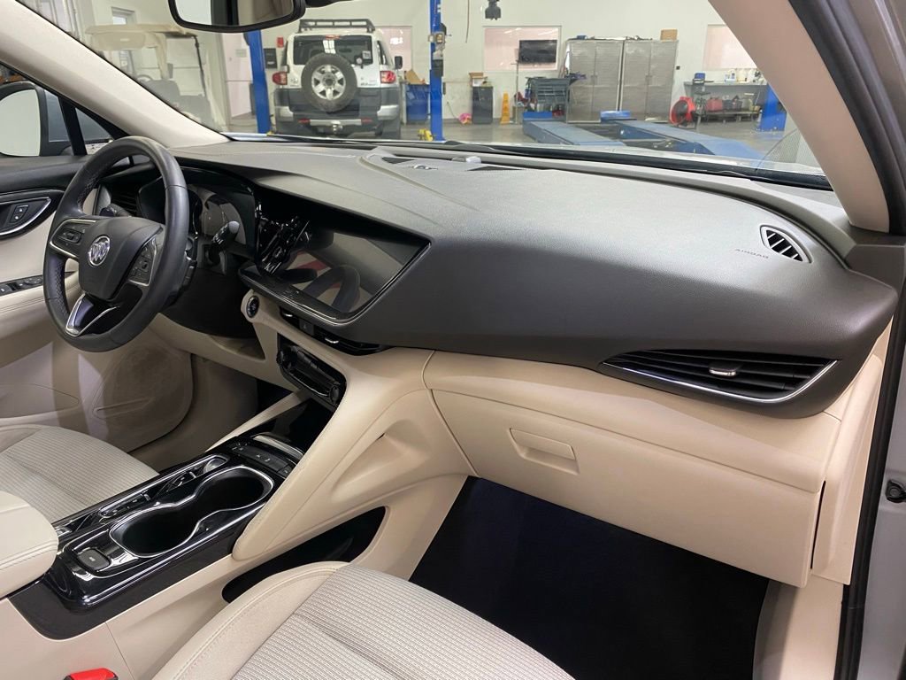 Used 2023 Buick Envision Preferred image 18