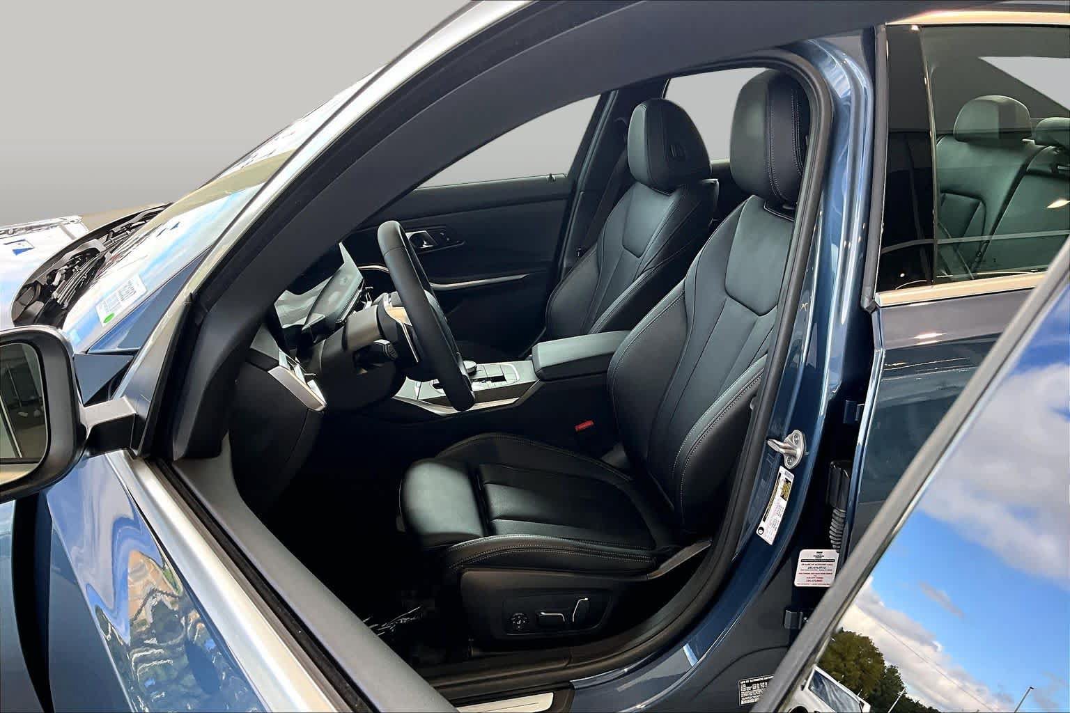 Used 2026 BMW 330i Sedan RWD image 7