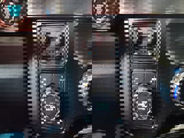 New 2026 Ford F250 Lariat image 24