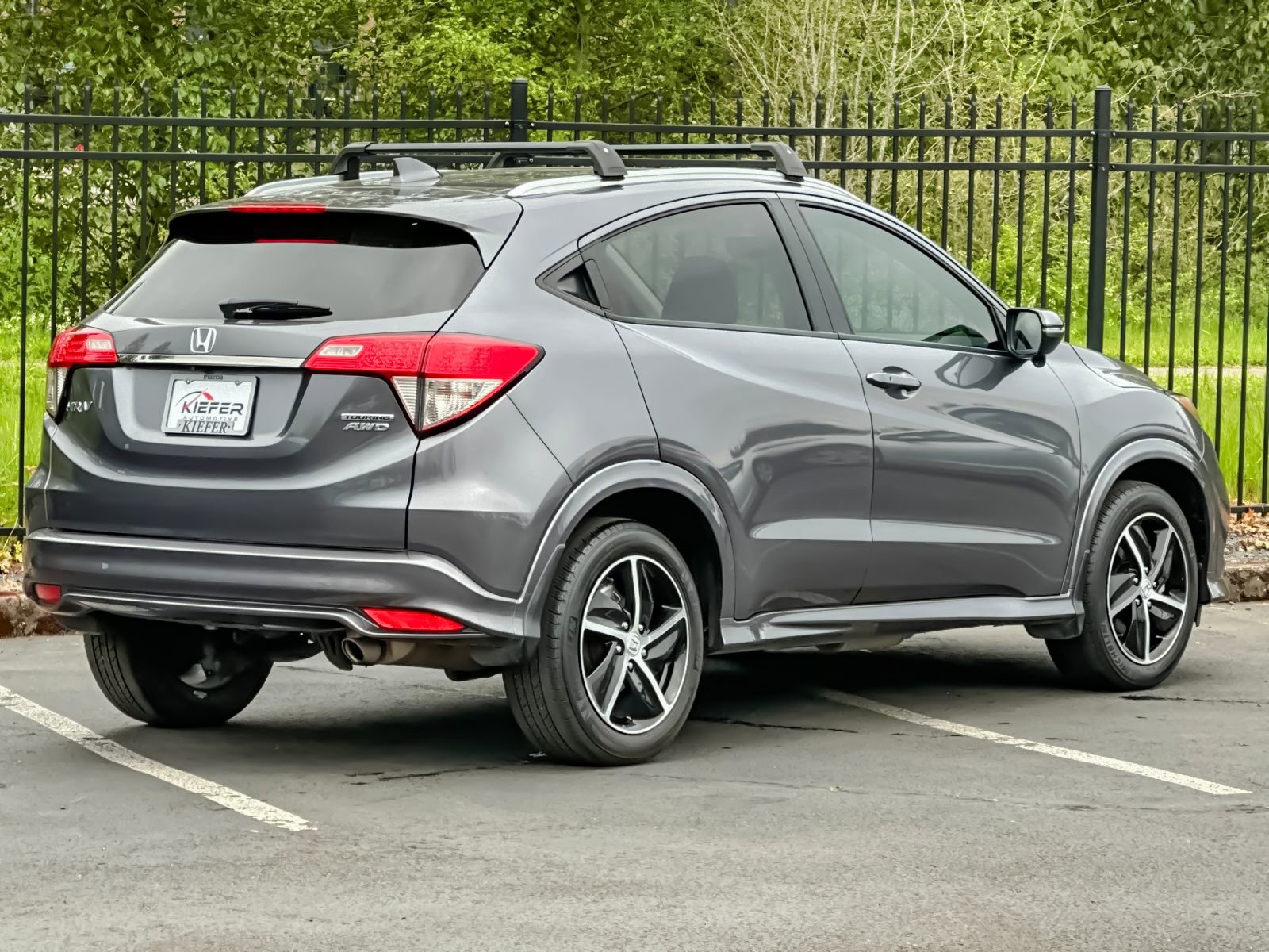 Used 2021 Honda HR-V Touring image 3