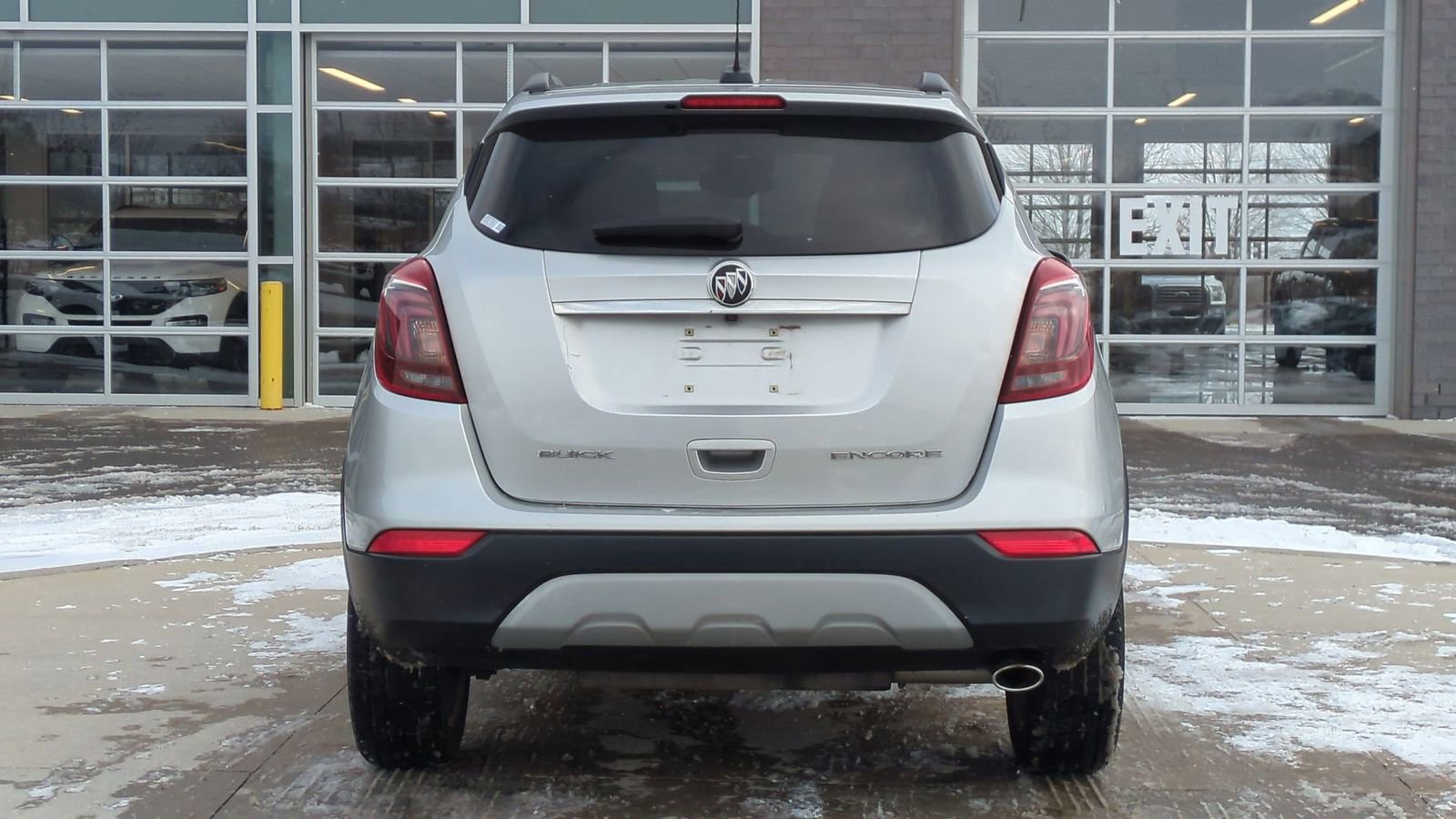 Used 2017 Buick Encore Essence image 5