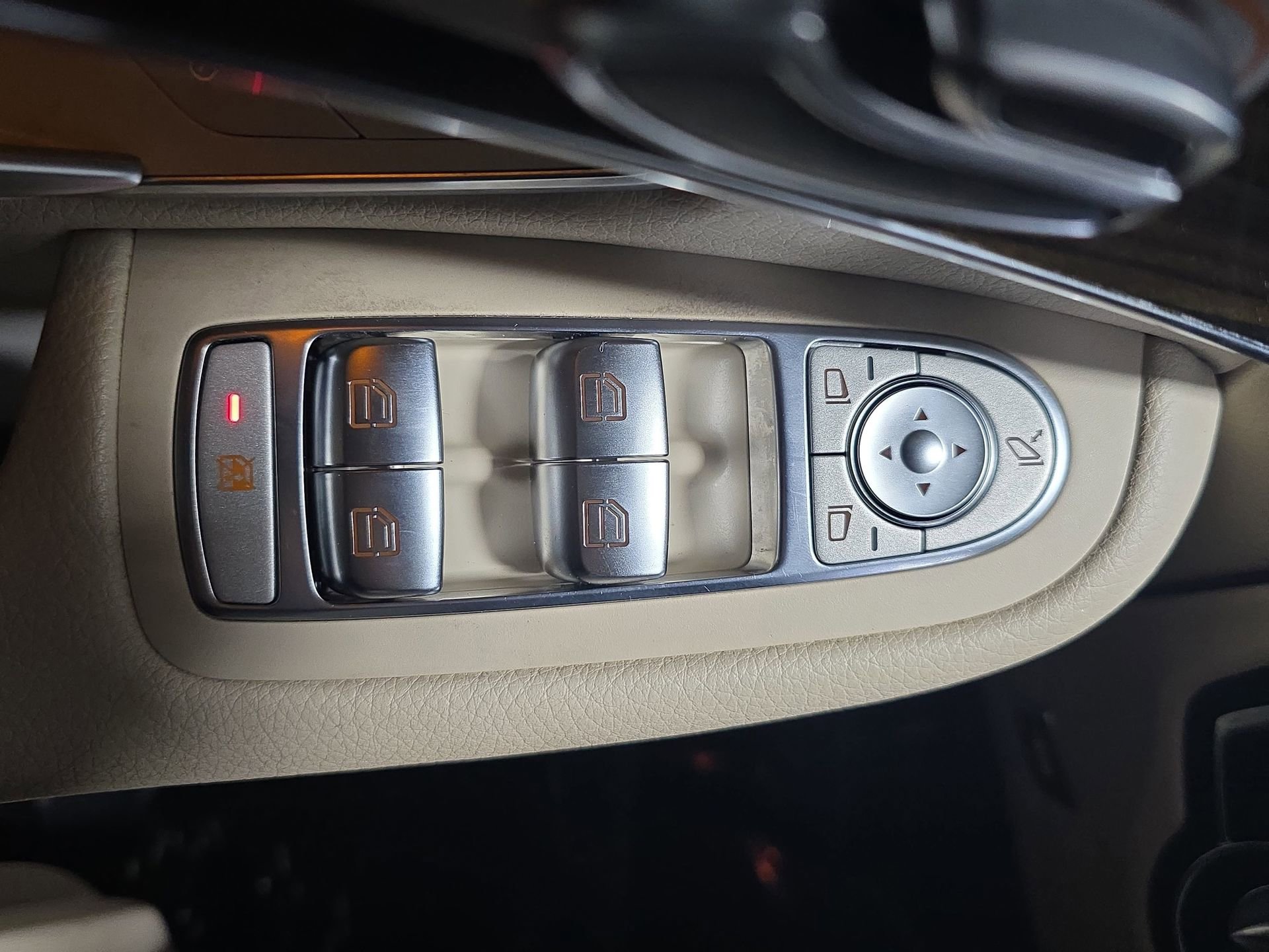 Certified 2019 Mercedes-Benz GLC 300 image 27