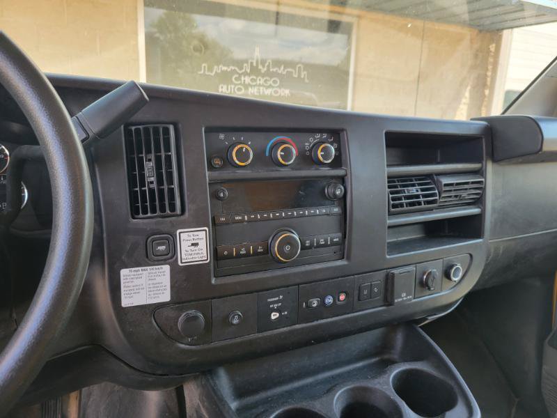 Used 2022 GMC Savana 3500 Extended w/ Power Convenience Package RWD image 15
