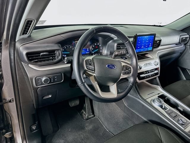 Used 2022 Ford Explorer XLT AWD/4WD image 23