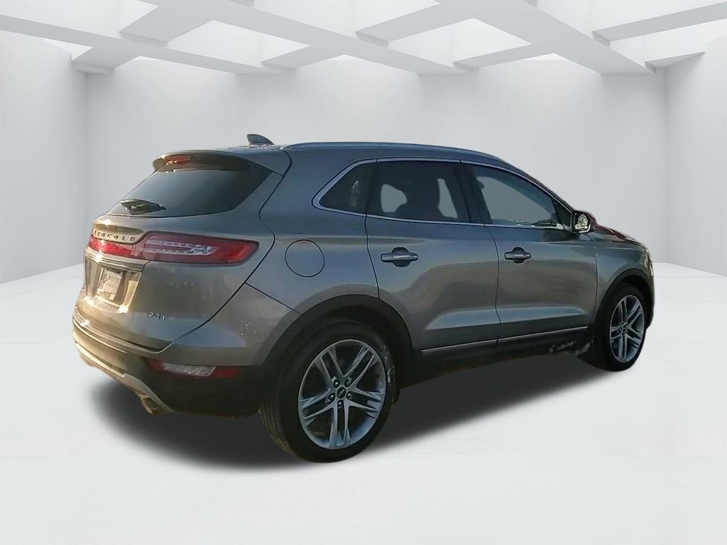 Used 2019 Lincoln MKC Reserve image 4