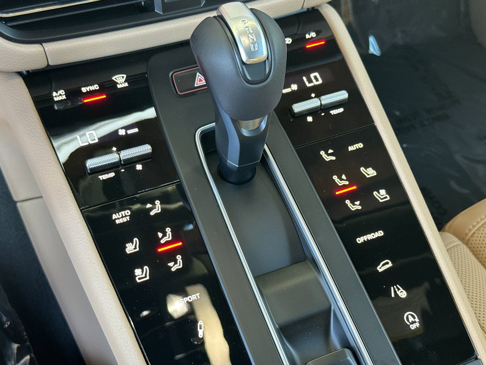 New 2026 Porsche Macan S AWD/4WD image 25