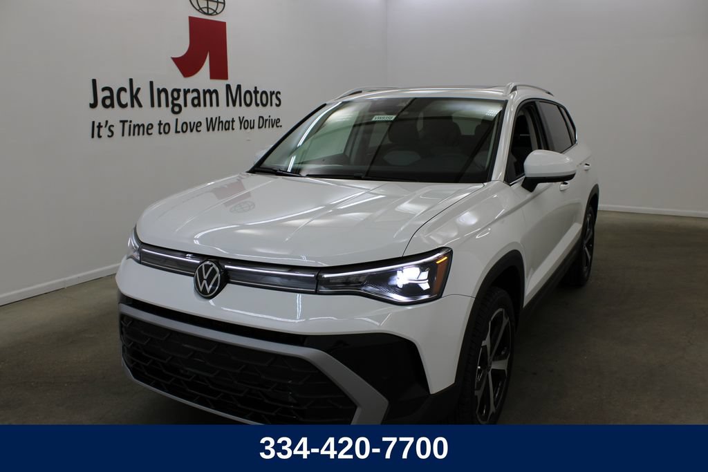 New 2026 Volkswagen Taos SEL AWD/4WD image 1