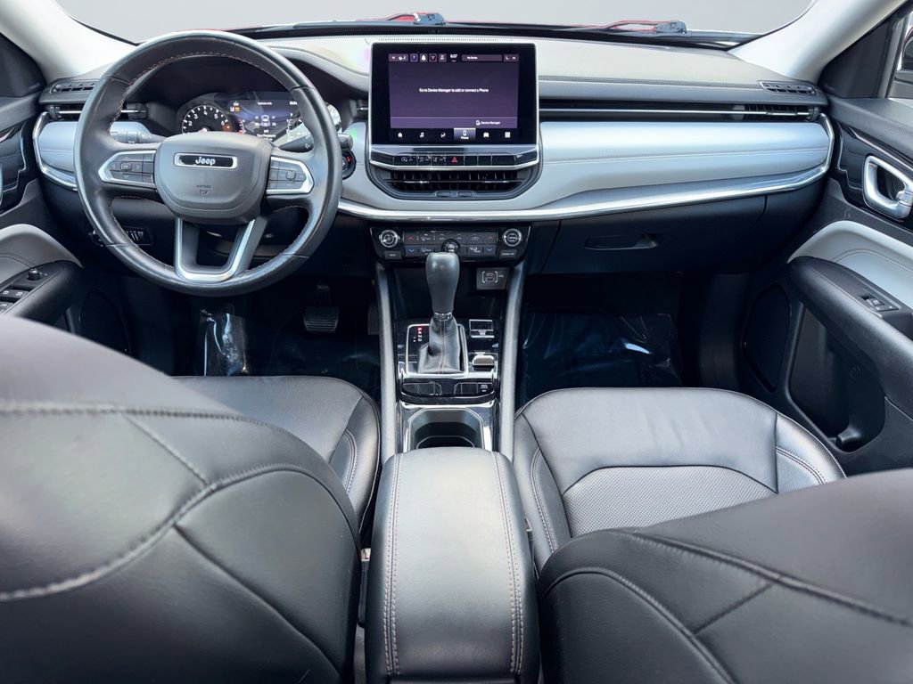 Used 2022 Jeep Compass Limited image 10