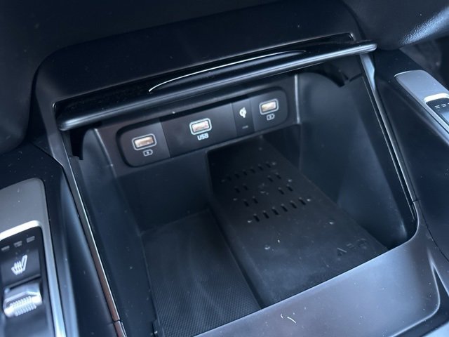 Used 2023 Kia Sorento S w/ Panoramic Sunroof Package image 20