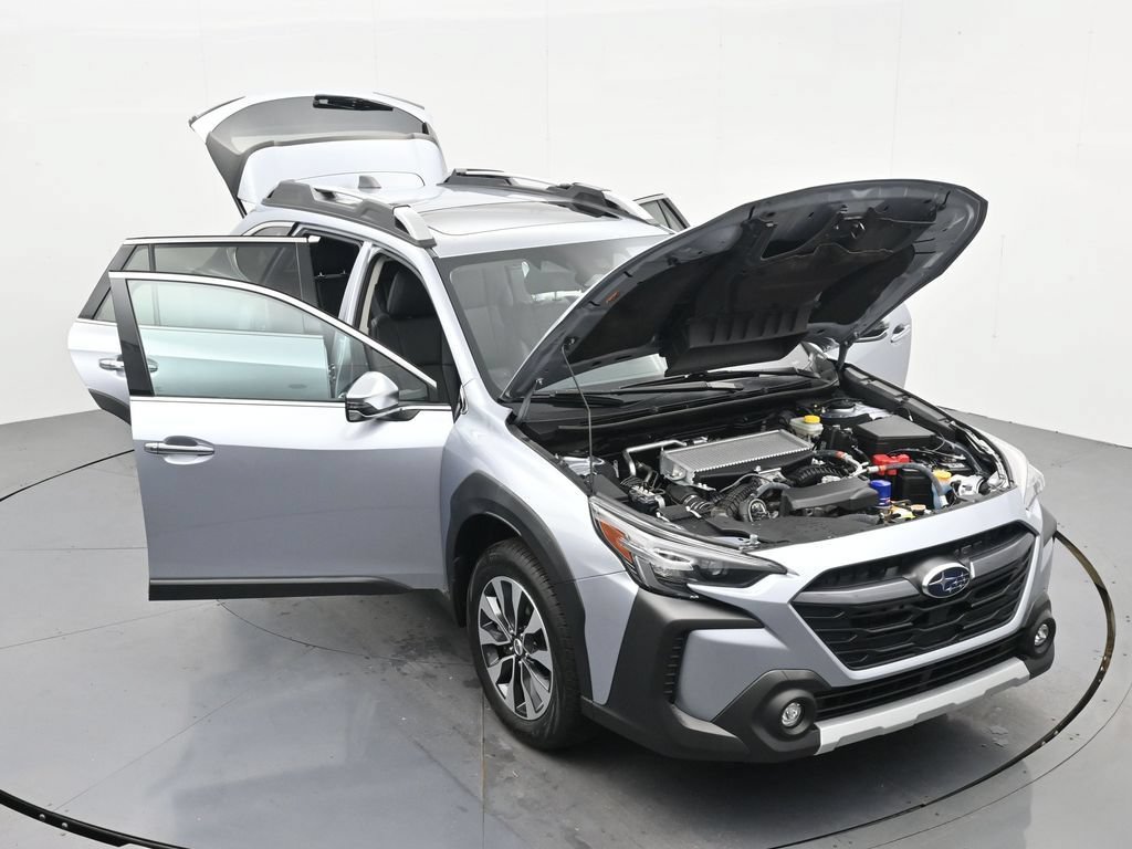 Used 2024 Subaru Outback Touring XT AWD/4WD image 37