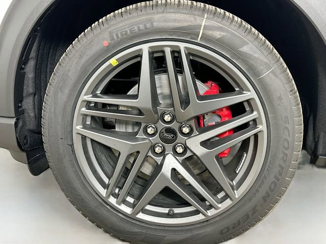 New 2026 Ford Explorer ST-Line w/ ST-Line Street Pack image 32