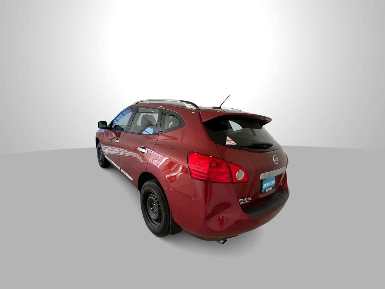 Used 2014 Nissan Rogue S w/ Convenience Package image 6