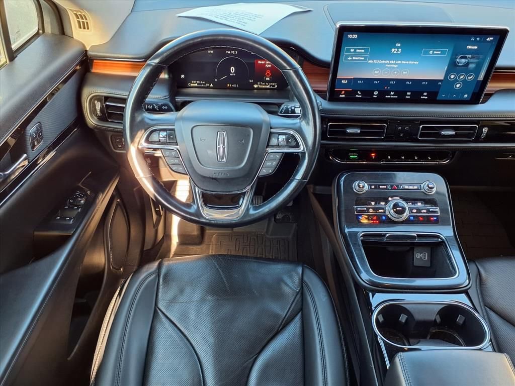 Used 2023 Lincoln Nautilus Reserve image 6
