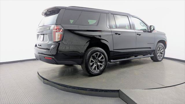 Used 2022 Chevrolet Suburban Z71 w/ Luxury Package AWD/4WD image 8