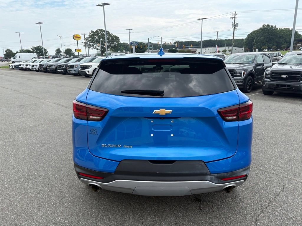 Used 2025 Chevrolet Blazer LT AWD/4WD image 5