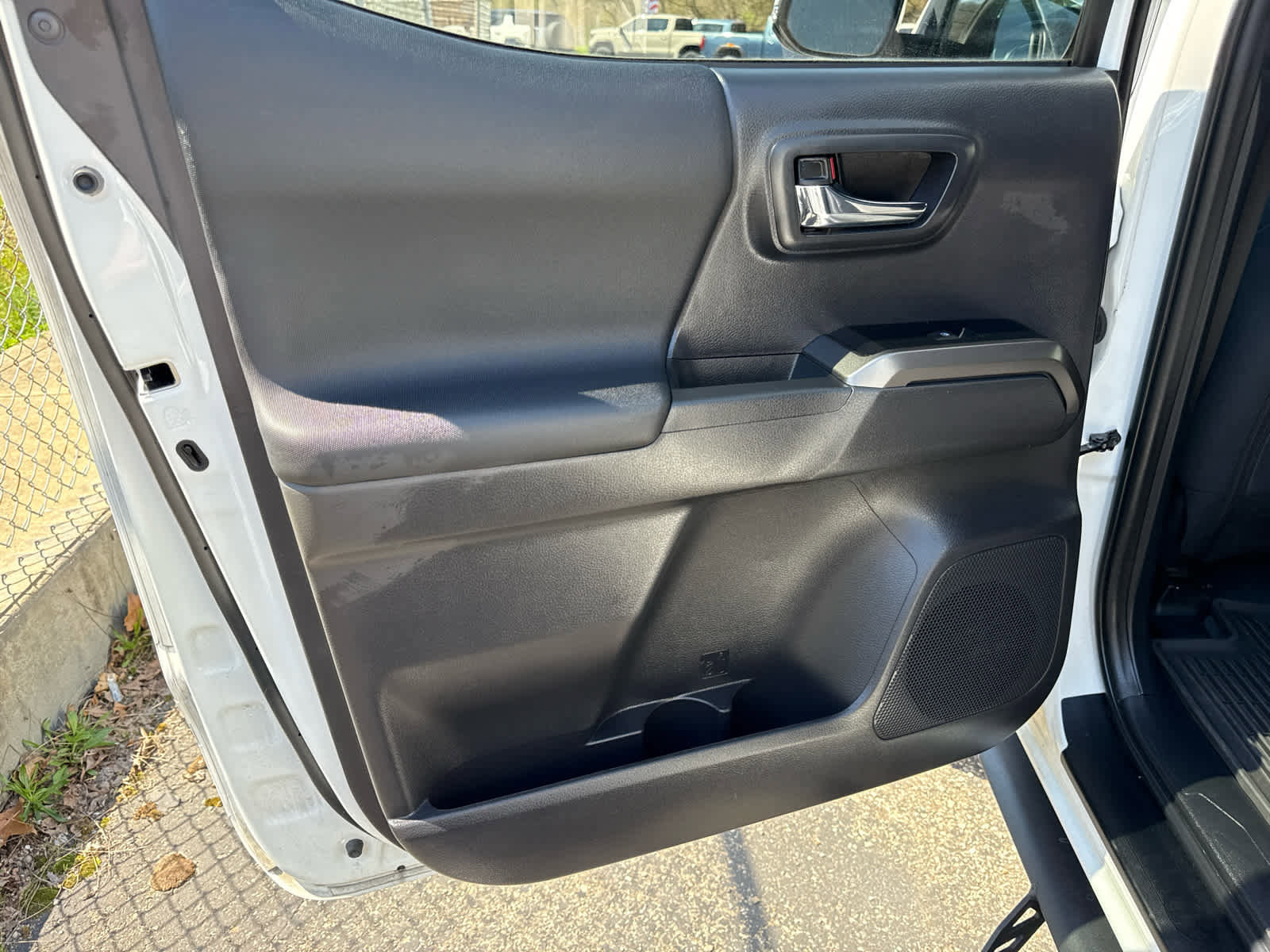 Used 2023 Toyota Tacoma TRD Off-Road w/ Technology Package image 24