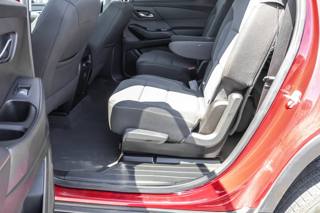 Used 2020 Chevrolet Traverse LT AWD/4WD image 28