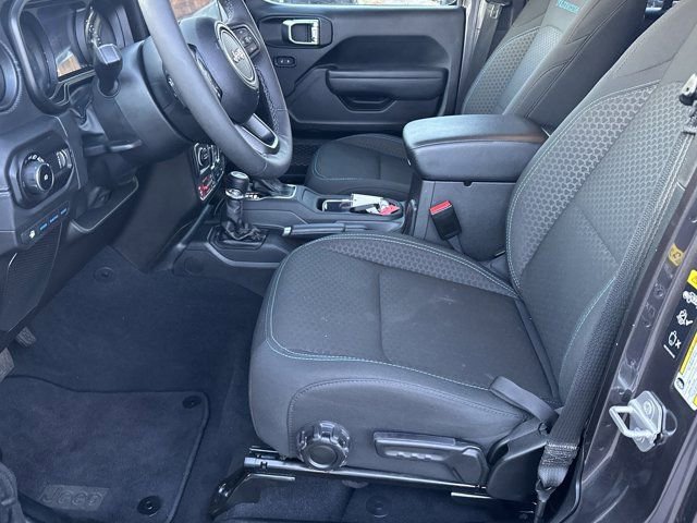 Certified 2025 Jeep Wrangler Unlimited Rubicon 4xe w/ Safety Group image 9